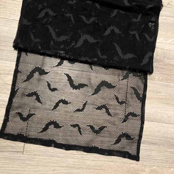 Bat print fishnet maxi Dress - Picture 2 of 4